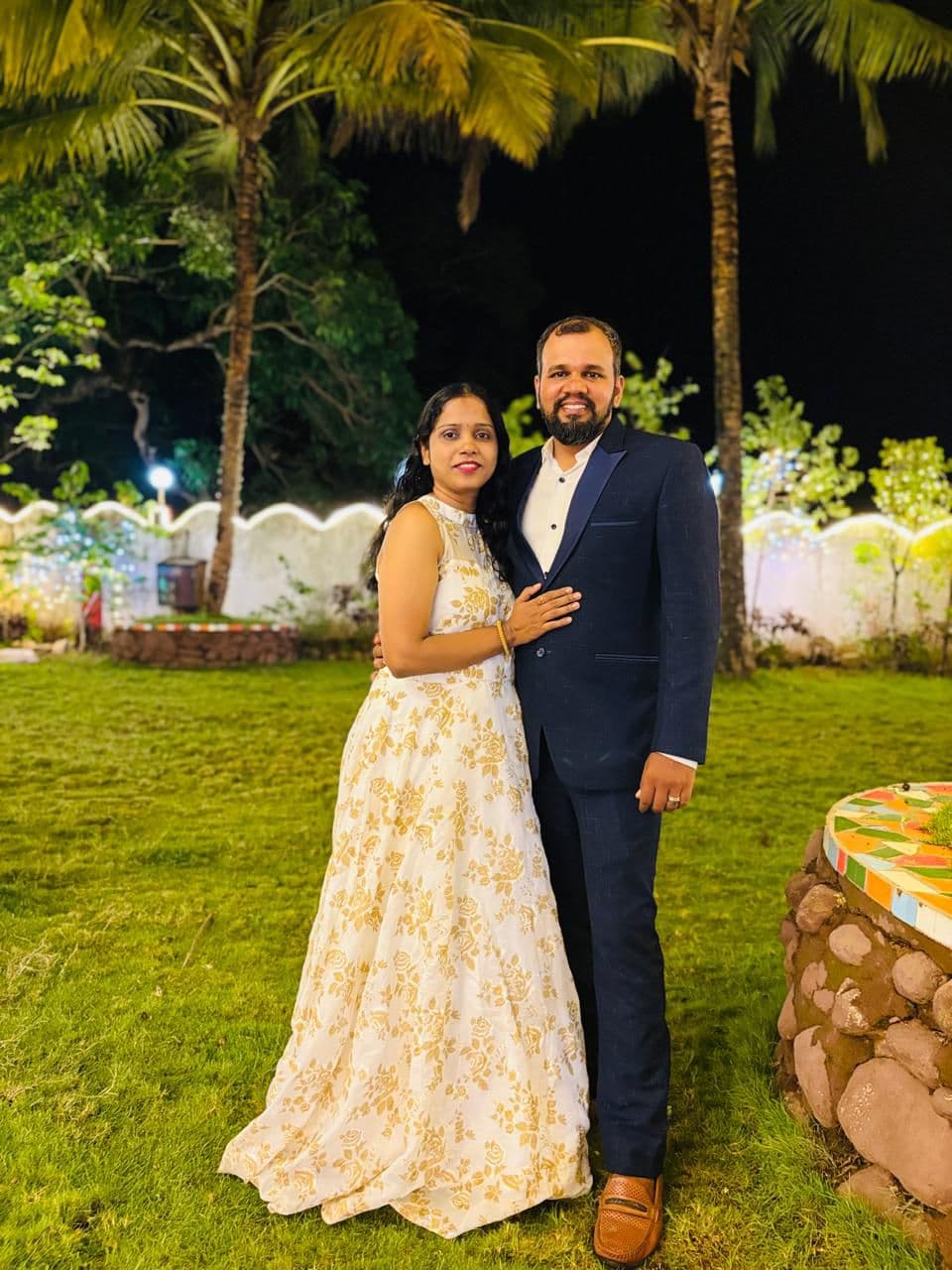 Mahesh & Mansi Sakhalkar